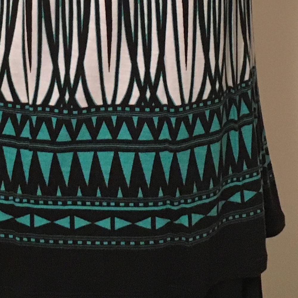 Express Top, Medium, Green White and Black